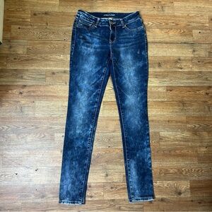 Maurice’s women’s stone wash skinny jeans Size S